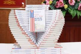 《古巴-越南：两个民族，共同历史》一书首发仪式在河内举行