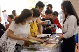 越法文化交流活动在岘港市举行
