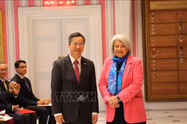 越南希望深化与加拿大的全面伙伴关系