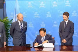 越南外交部长裴青山在第78届联合国大会高级别会议周框架内签署《公海协定》