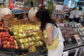 越南龙眼在泰国超市畅销 