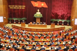 越共中央委员会批准阮春福同志辞去职务