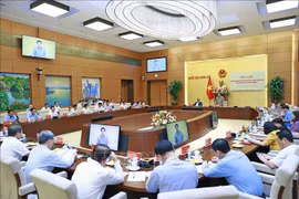 国会党组与政府党组就国会第六次会议召开会议
