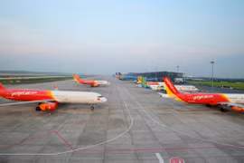 越南各家航空公司将飞往中国的航班开放时间推迟到2023年4月底