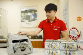 12月12日上午越南各商业银行美元卖出价略增