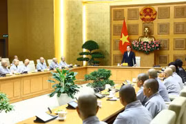 越南政府副总理陈流光与越南佛教协会比丘尼代表会面