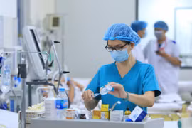 韩国最大电信公司发展越南语卫生教育平台