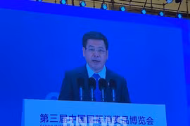 越南与中国促进经贸合作