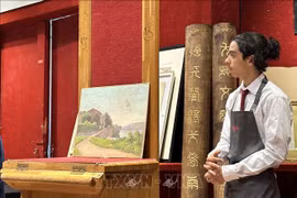 越南咸宜帝绘制的 19 幅画在法国拍卖