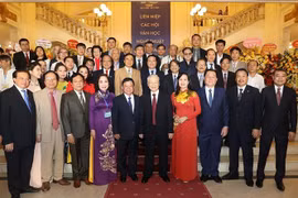 阮富仲总书记出席越南文学艺术协会联合会成立75周年庆典