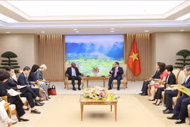 范明政总理会见国际劳工组织总干事吉尔伯特·洪博