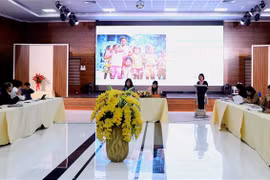 援助农村地区妇女用上自来水