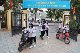 越南政府总理范明政发文要求加强学生交通安全保障工作