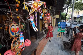 来河内古街感受昔日中秋的氛围