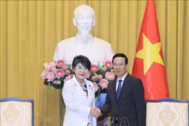越南国家主席武文赏会见日本外务大臣上川阳子