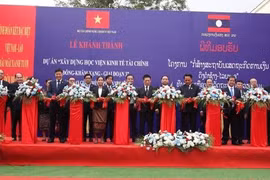 老挝Dongkhamxang财政经济学院三期工程正式落成