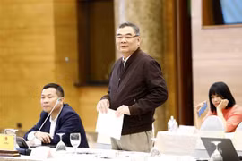 政府新闻发布会：车检中心的违法行为是有组织的腐败案件