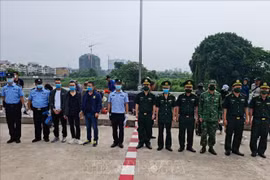 广宁省向中国移交非法入境越南的3名中国公民