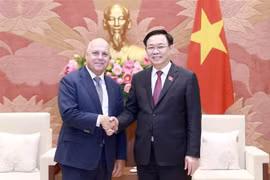 越南国会主席王廷惠：越南与澳大利亚贸易潜力仍然很大