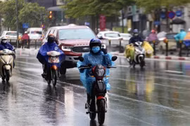4月28日晚和29日 冷空气侵袭越南北部及北中部地区 出现下雨天气