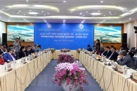 2023年春季国际友好交流会：向国际友人推介越南国家和越南人形象