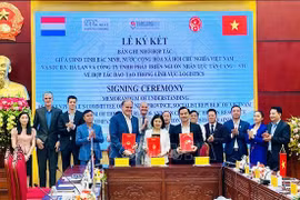 北宁省与荷兰企业加强物流培训领域的合作