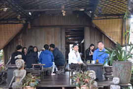  在一个传统的空间中品尝邦美蜀咖啡