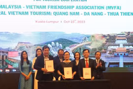 越南三省市在马来西亚举行“奇妙遗产之地”旅游推广活动