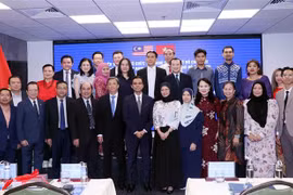 增进胡志明市与马来西亚人民之间的友谊