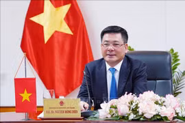 尽快完成英国加入CPTPP协议的谈判
