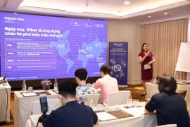 通过社交网络平台和消息传递应用程序加强与潜在客户的互通