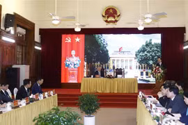 国家主席武文赏：建设以审判为中心以争讼为突破口的司法诉讼制度