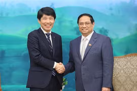 范明政总理会见日本群马县知事山本一太