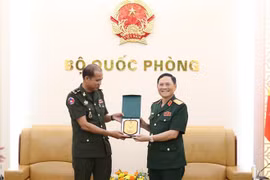  越南加强与柬埔寨的防务合作关系