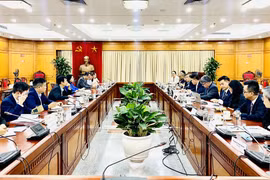 越南科技副部长裴世维会见美国-东盟商业理事会数字经济企业代表团一行
