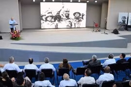 古巴国家主席主持菲德尔·卡斯特罗首次访问越南50周年庆典活动