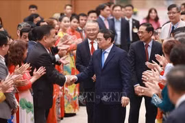 越南政府总理：２０２３年将继续把越南带进世界　把世界带进越南
