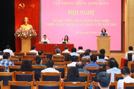 中央办公厅不断向现代化方向创新工作方式，提升参谋工作质量