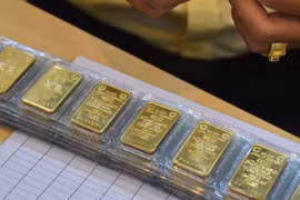 2月16日上午越南国内一两黄金卖出价上涨5万越盾