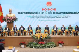 政府总理与农民对话：弘扬越南农民在革新和融入国际社会进程中的自力更生精神