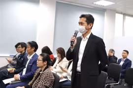 海防市与日本企业进行对话 