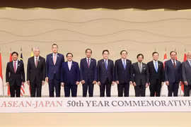 范明政总理圆满结束赴日出席东盟-日本关系50周年纪念峰会之行