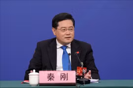 越南领导人向中国国务委员兼外交部长致贺电