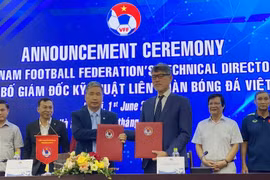 越南足球联合会与日籍技术总监签署合同