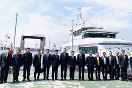 越南公安部长苏林访问日本海岸警卫队
