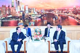 越南胡志明市高级代表团对中国上海进行工作访问