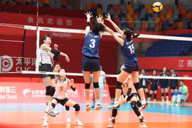 2023年亚运会：越南女排以3比2逆转战胜韩国女排