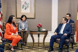 越南政府总理范明政会见美国旧金山湾区政要代表团