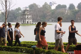 越南经济寻找促进增长的空间