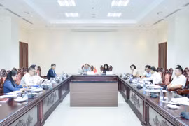加强议会合作，巩固越老柬友好关系